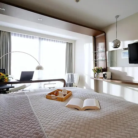 309 W Pieciogwiazdkowym Marine Plaza 20 M Rowery W Cenie Dobruk