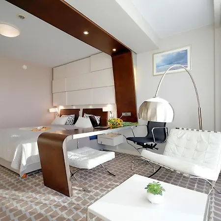 309 W Pieciogwiazdkowym Marine Plaza 20 M Rowery W Cenie Dobruk